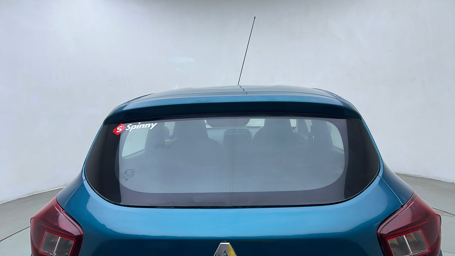 Used 2021 Renault Kwid RXT 1.0 Opt Petrol Manual exterior BACK WINDSHIELD VIEW