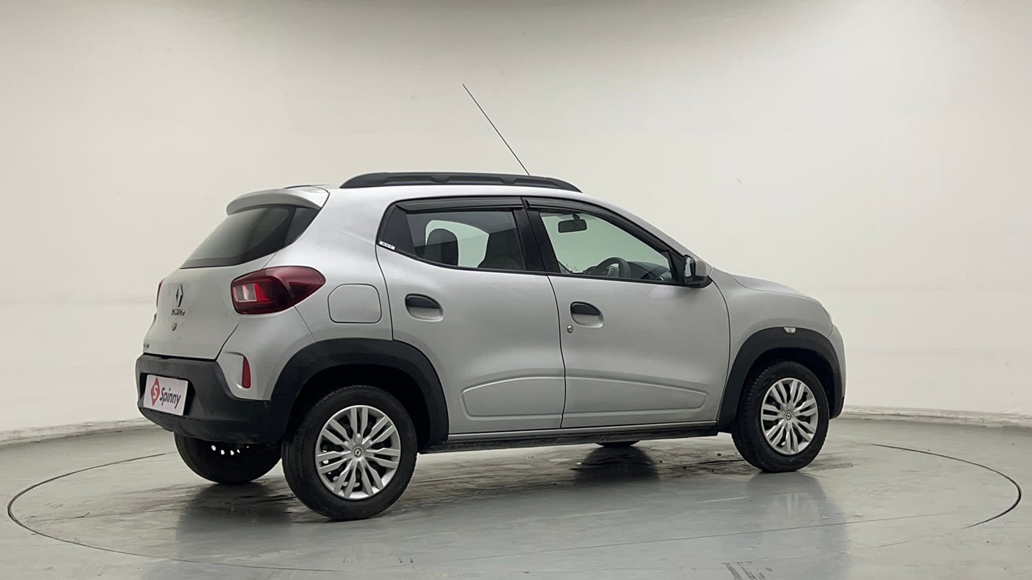 Used 2020 Renault Kwid RXT 1.0 Opt Petrol Manual exterior RIGHT REAR CORNER VIEW