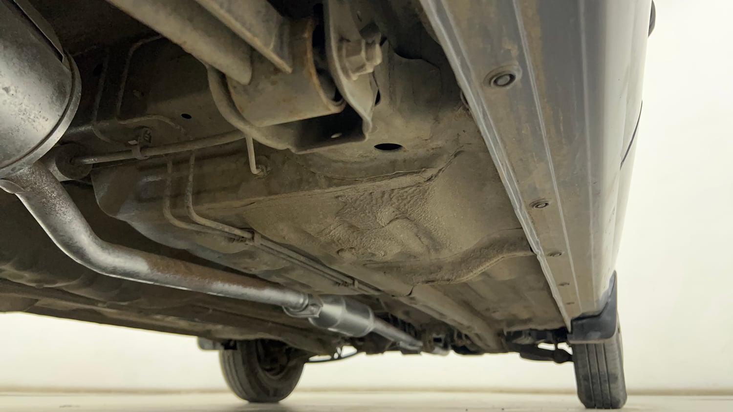 Used 2020 Maruti Suzuki Alto 800 VXi Petrol Manual extra REAR RIGHT UNDERBODY VIEW
