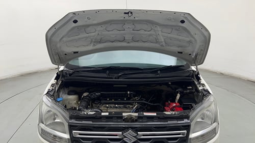 Used 2020 Maruti Suzuki Wagon R 1.0 LXi 1.0 Petrol Manual engine ENGINE & BONNET OPEN FRONT VIEW