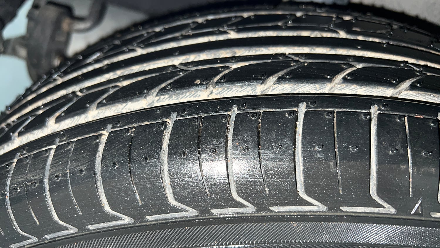 Used 2017 Maruti Suzuki Celerio VXi Petrol Manual tyres RIGHT REAR TYRE TREAD VIEW
