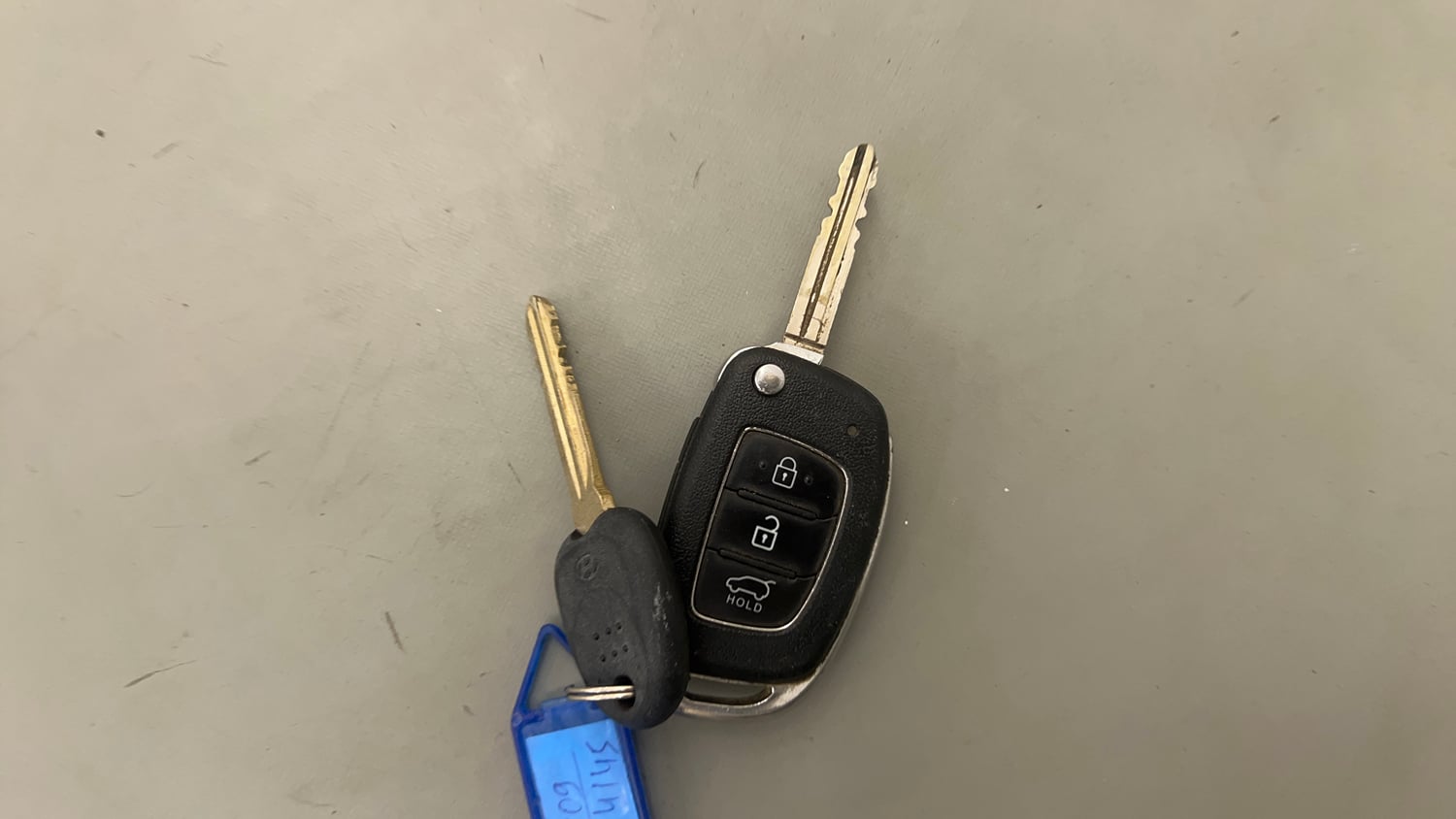 Used 2015 Hyundai Elite i20 Magna 1.2 Petrol Manual extra CAR KEY VIEW