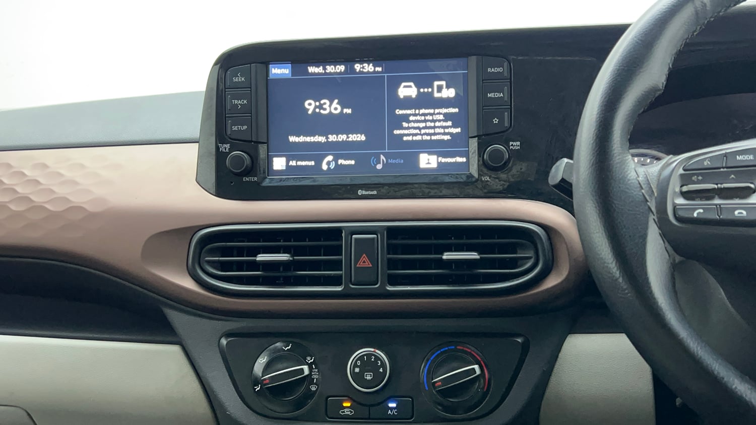 Used 2020 Hyundai Aura SX 1.2 Petrol Petrol Manual interior MUSIC SYSTEM & AC CONTROL VIEW
