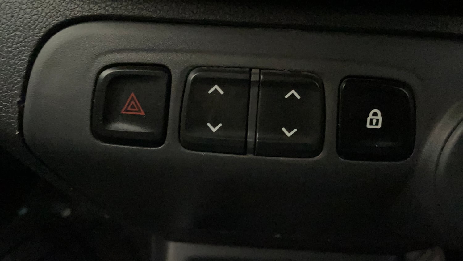 Used 2016 Renault Kwid RXT Petrol Manual top_features Power windows