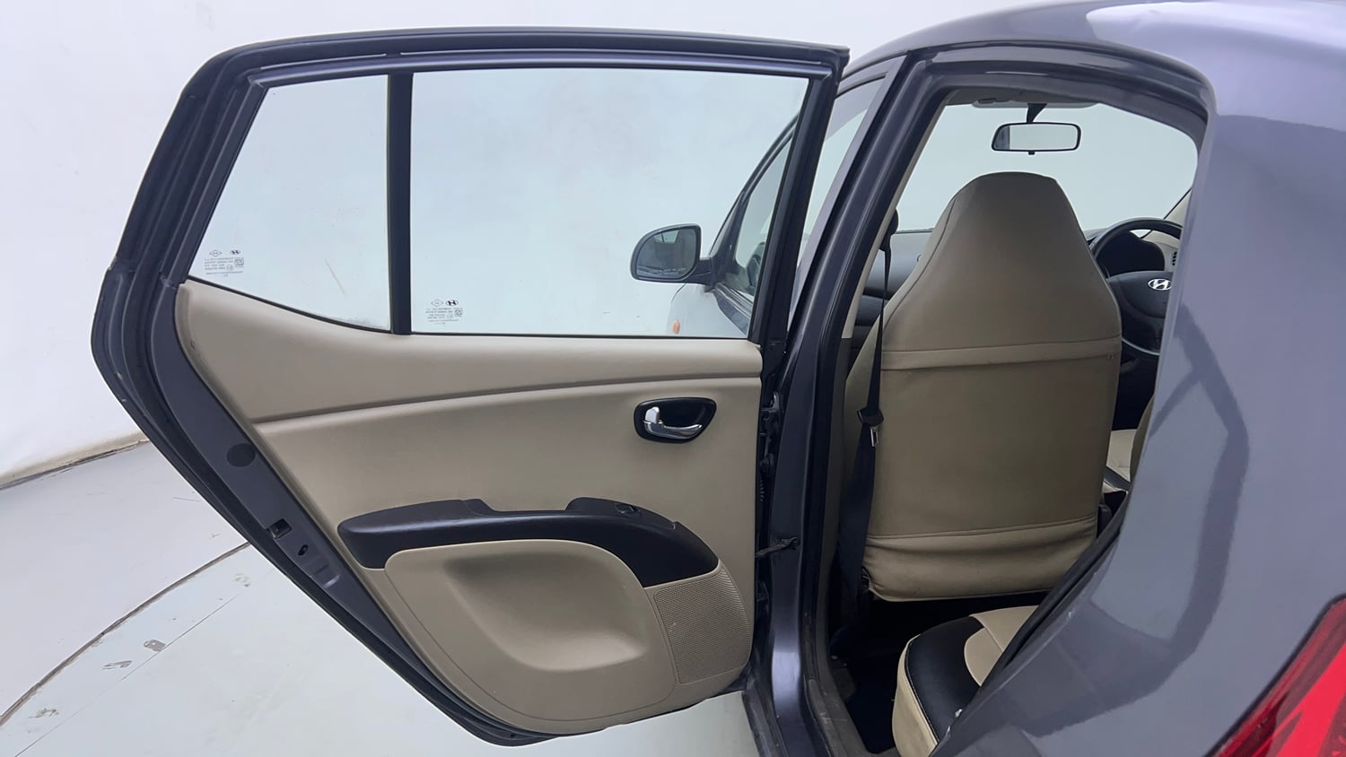 Used 2014 Hyundai i10 Sportz 1.1 iRDE2 Petrol Manual interior LEFT REAR DOOR OPEN VIEW