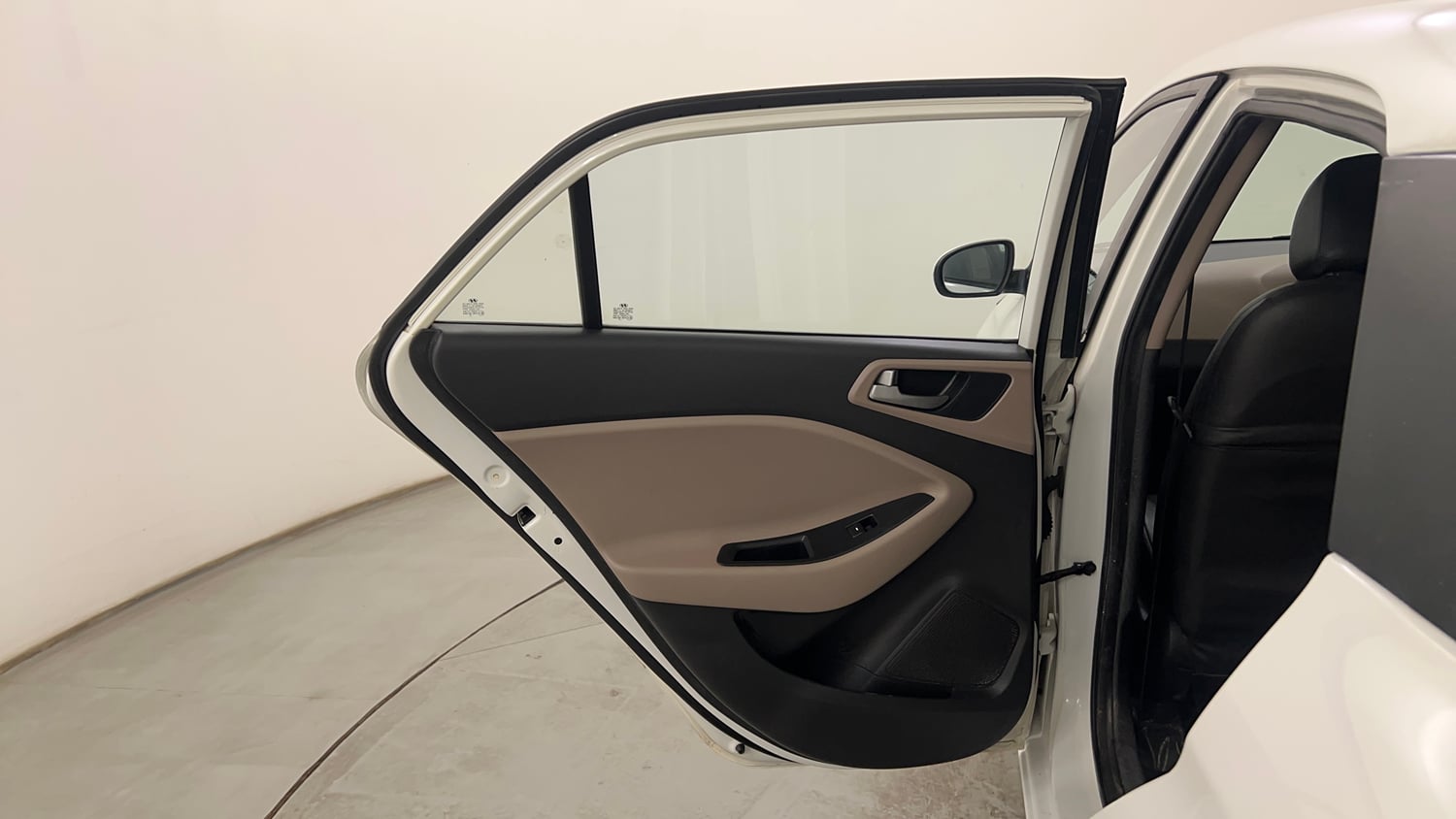 Used 2015 Hyundai Elite i20 Magna 1.2 Petrol Manual interior LEFT REAR DOOR OPEN VIEW