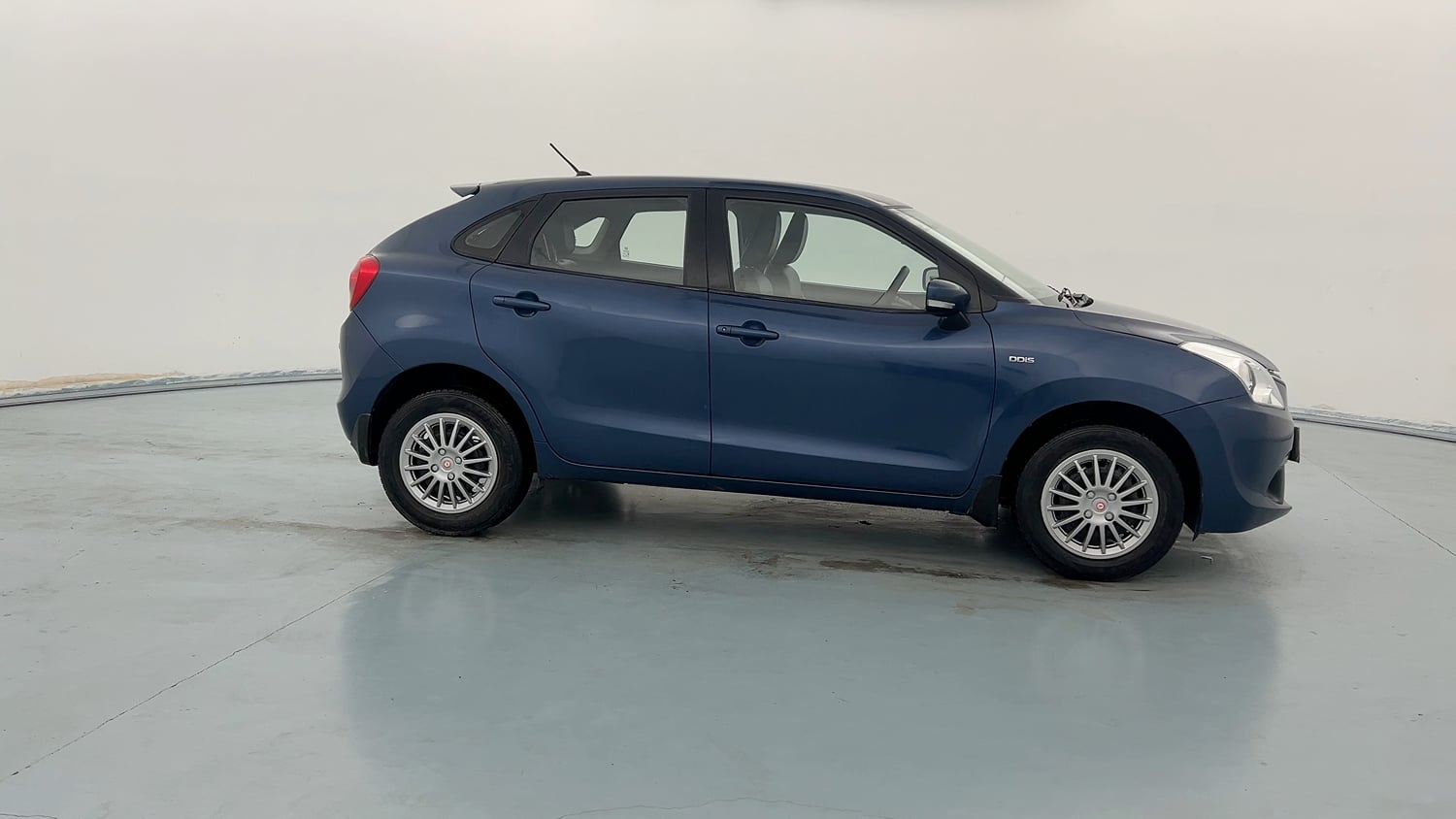 Used 2017 Maruti Suzuki Baleno Delta 1.3 Diesel Manual exterior RIGHT SIDE VIEW