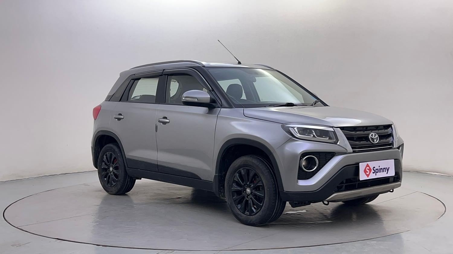 Used 2021 Toyota Urban Cruiser High Grade MT Petrol Manual exterior RIGHT FRONT CORNER VIEW
