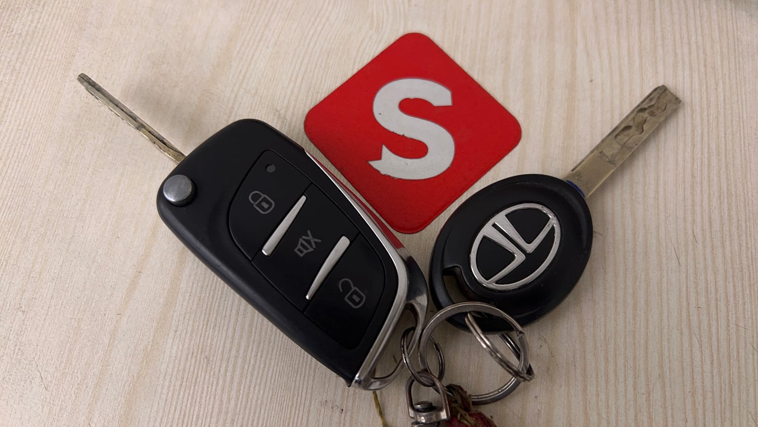 Used 2024 Tata Tiago XE Petrol Manual extra CAR KEY VIEW