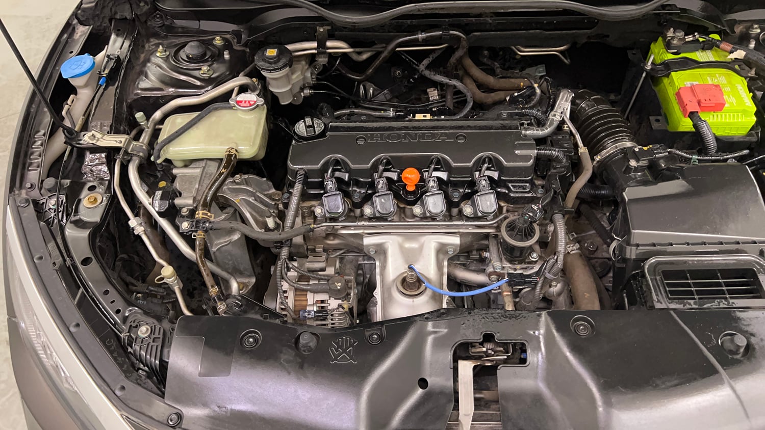 Used 2019 Honda Civic ZX CVT Petrol Petrol Automatic engine ENGINE RIGHT SIDE VIEW