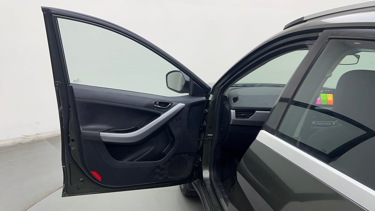Used 2021 Tata Nexon XM Petrol Manual interior LEFT FRONT DOOR OPEN VIEW