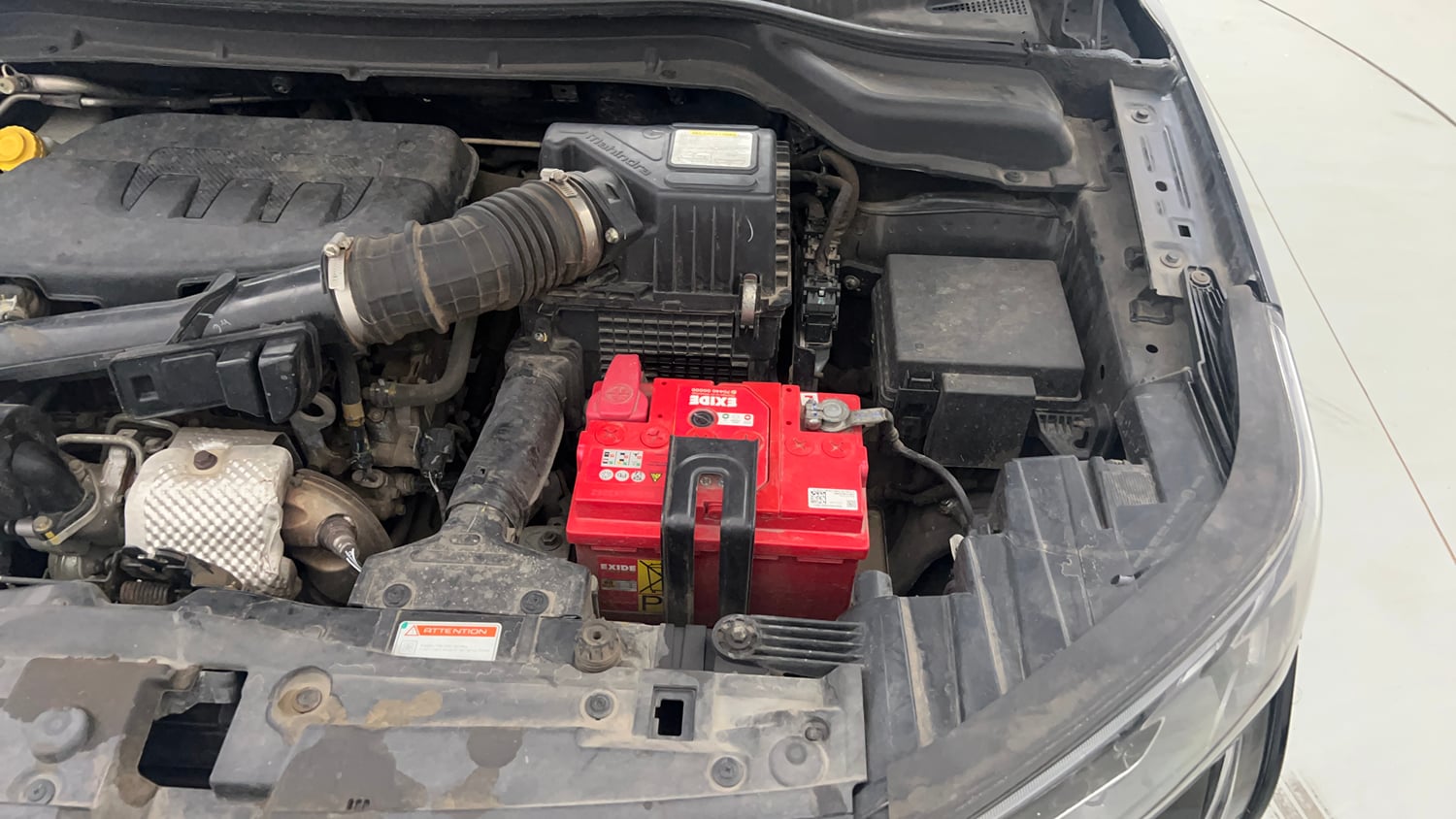Used 2022 Mahindra XUV 300 W8 (O) 1.2 Petrol Petrol Manual engine ENGINE LEFT SIDE VIEW