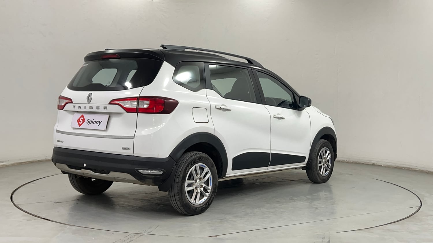 Used 2022 Renault Triber RXT EASY-R AMT Petrol Automatic exterior RIGHT REAR CORNER VIEW