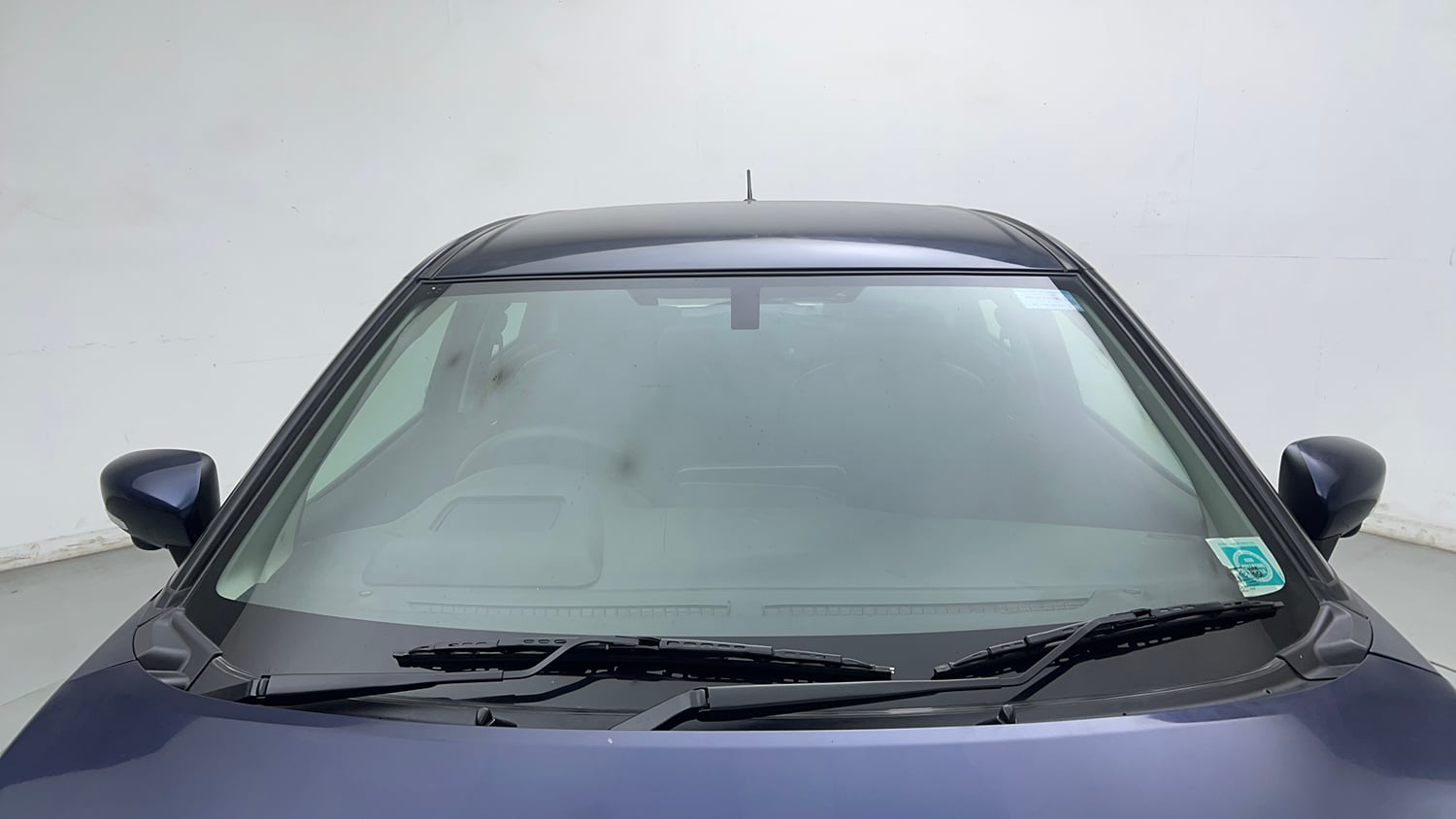 Used 2025 Maruti Suzuki Baleno Alpha MT Petrol Manual exterior FRONT WINDSHIELD VIEW