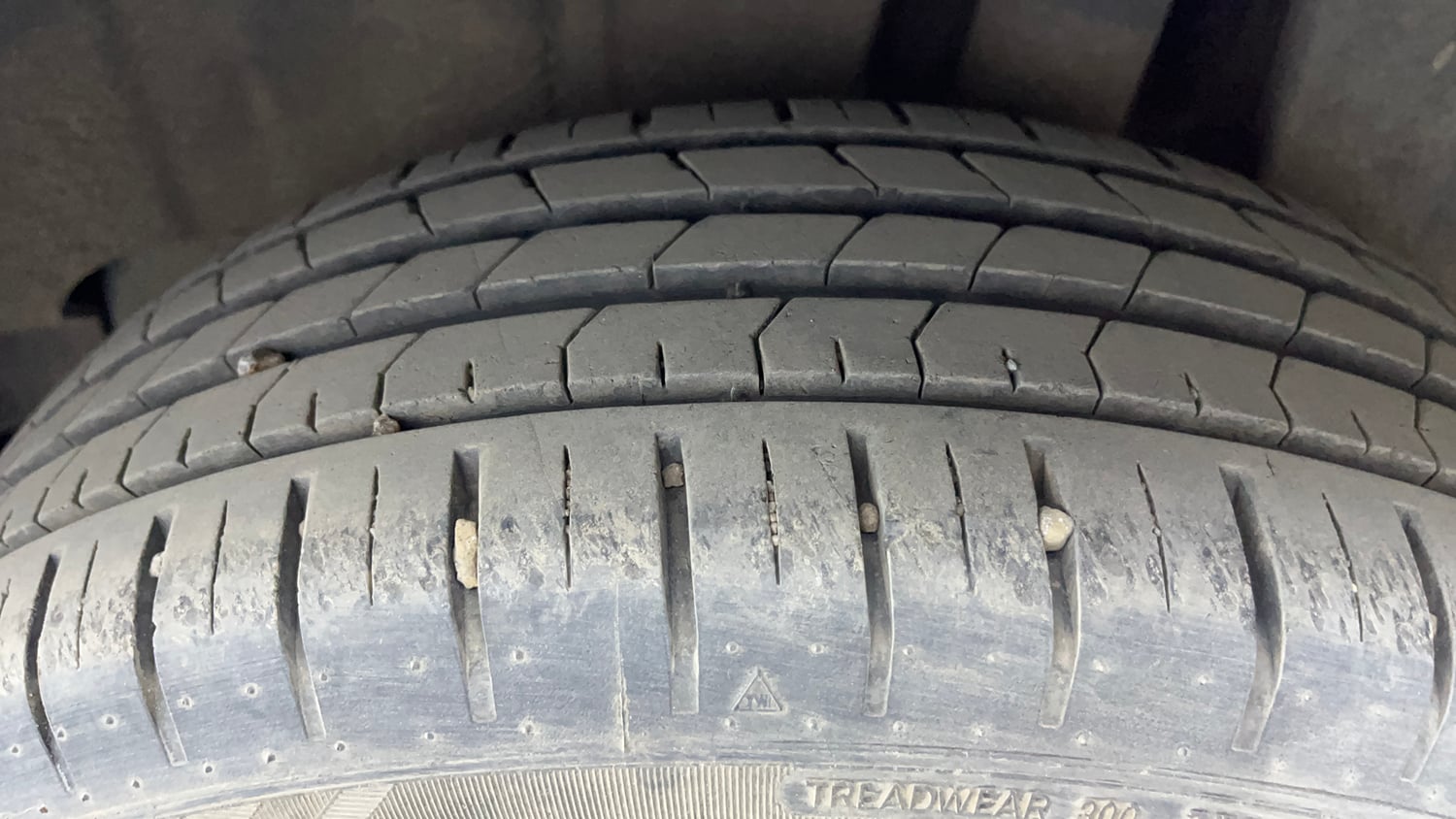 Used 2023 Maruti Suzuki Baleno Alpha AGS Petrol Automatic tyres LEFT REAR TYRE TREAD VIEW
