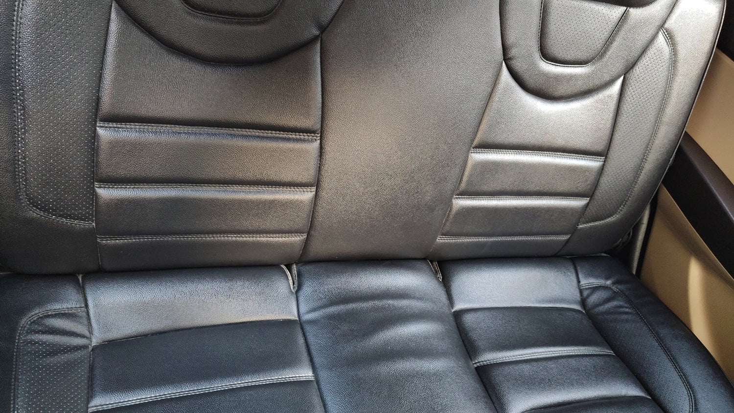 Used 2017 Hyundai Eon Magna + Petrol Manual interior REAR SEAT CONDITION VIEW