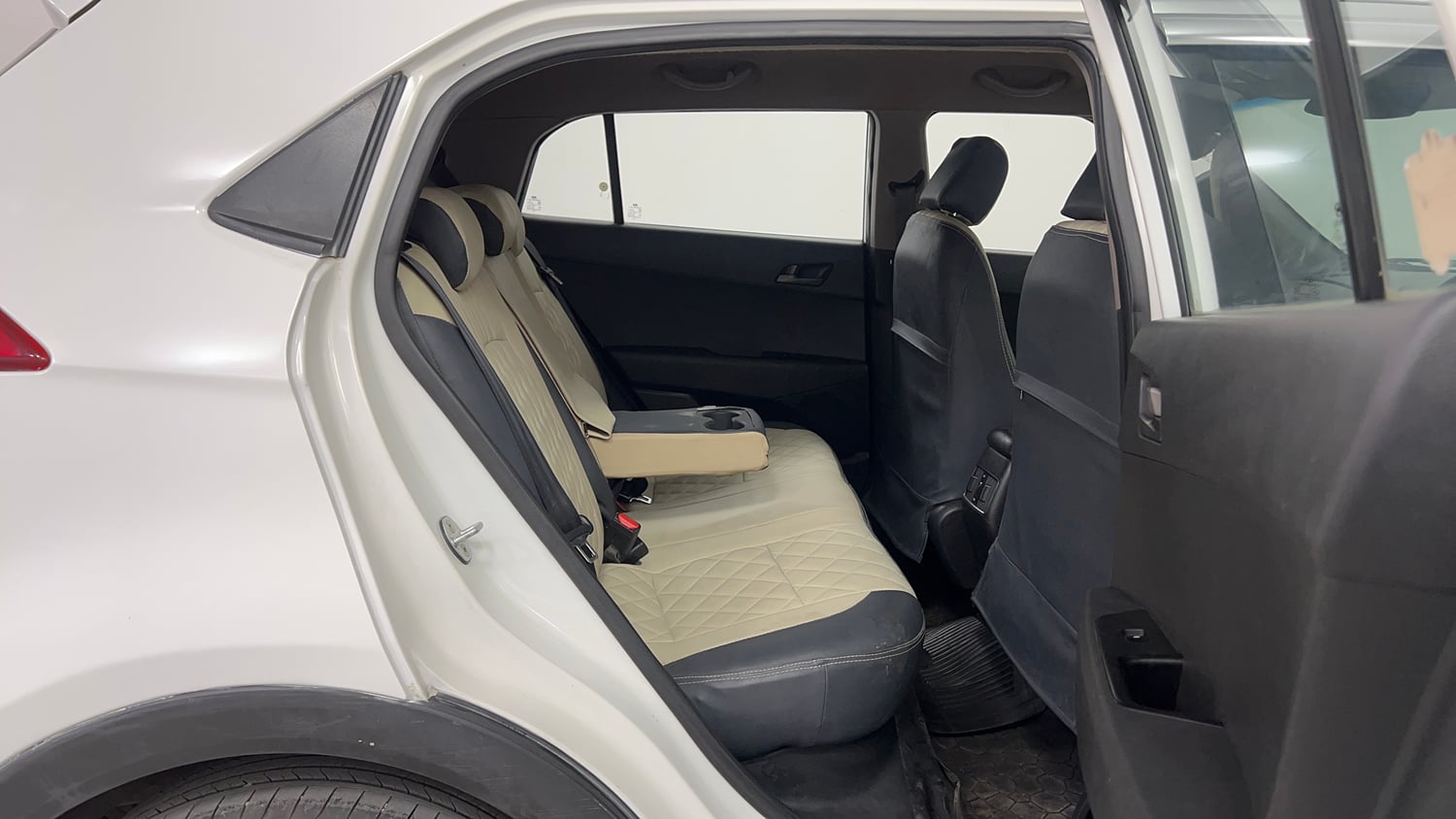 Used 2015 Hyundai Creta 1.6 SX Plus AT Diesel Automatic interior RIGHT SIDE REAR DOOR CABIN VIEW