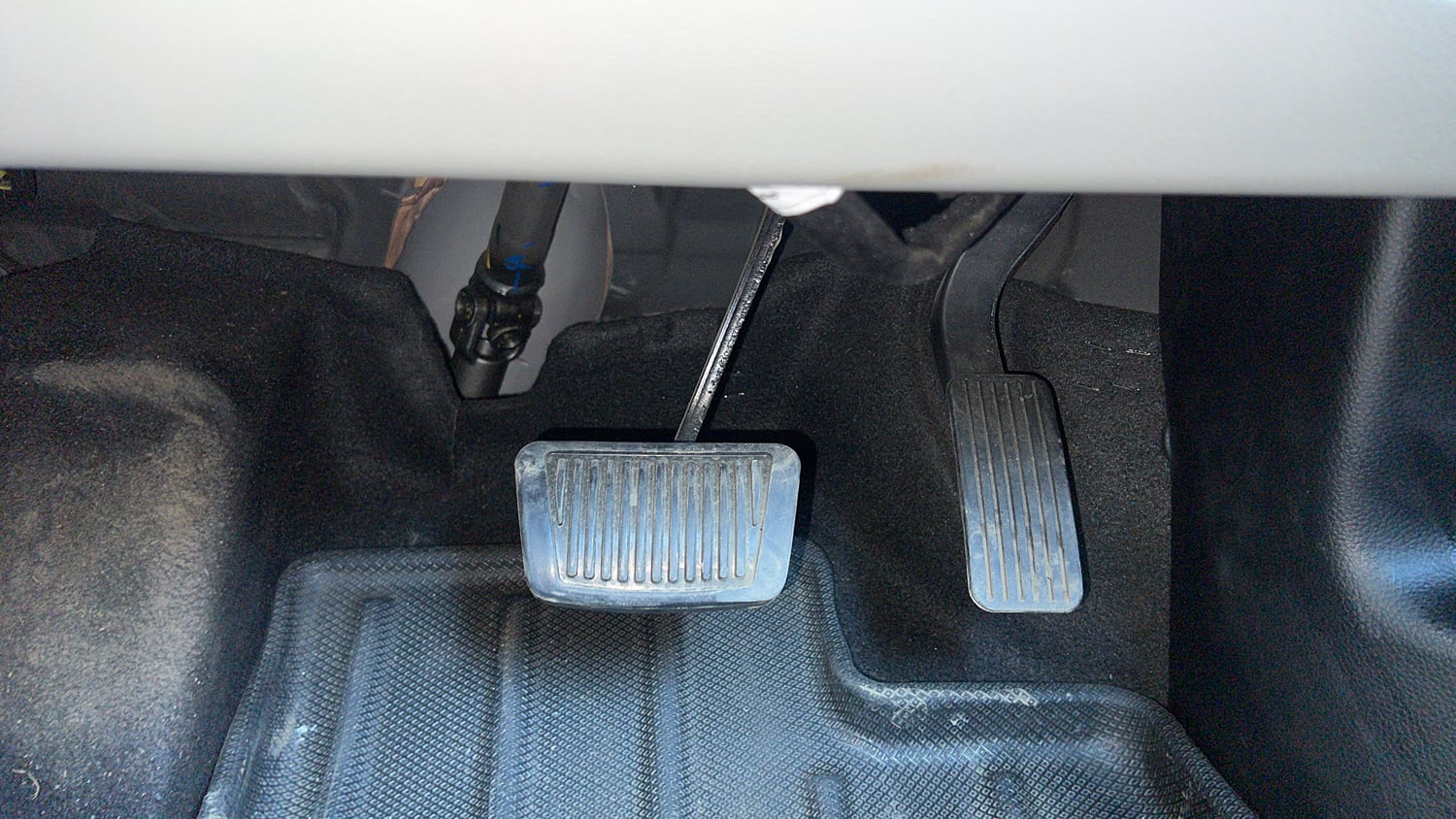 Used 2022 kia Seltos HTX 1.5 IVT Petrol Automatic interior PEDALS VIEW