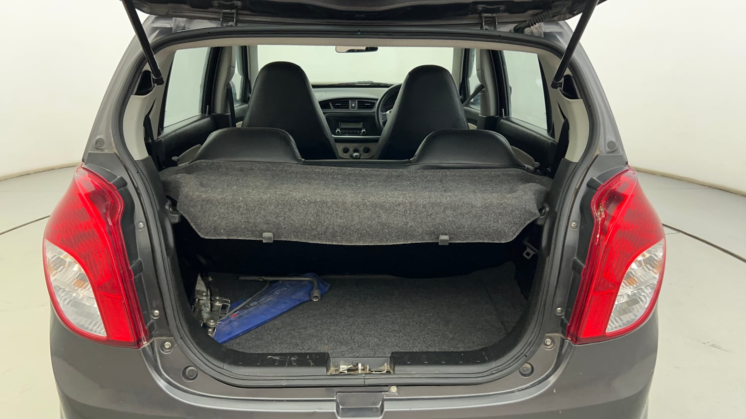 Used 2020 Maruti Suzuki Alto 800 VXi Petrol Manual interior DICKY INSIDE VIEW
