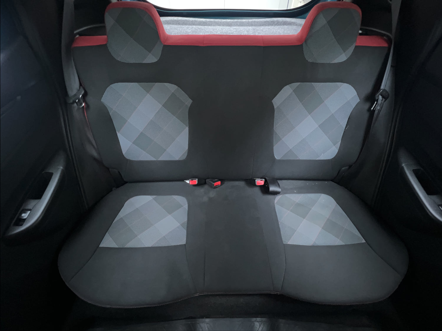 Used 2021 Renault Kwid RXT 1.0 Opt Petrol Manual interior REAR SEAT CONDITION VIEW