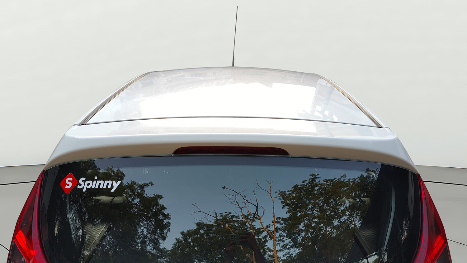 Used 2017 Hyundai Eon Magna + Petrol Manual exterior EXTERIOR ROOF VIEW