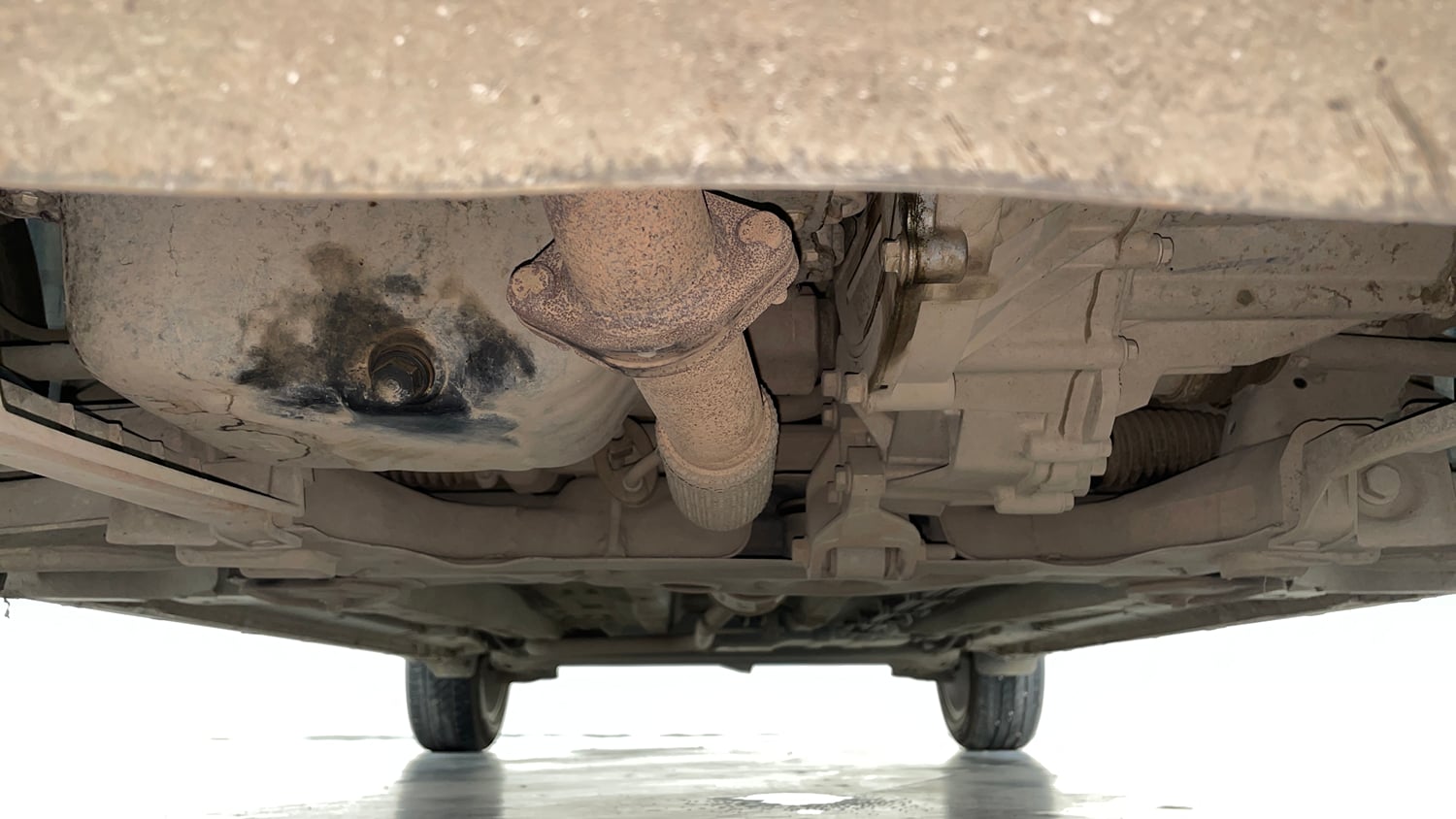 Used 2022 Tata Altroz XZ Petrol Petrol Manual extra FRONT LEFT UNDERBODY VIEW