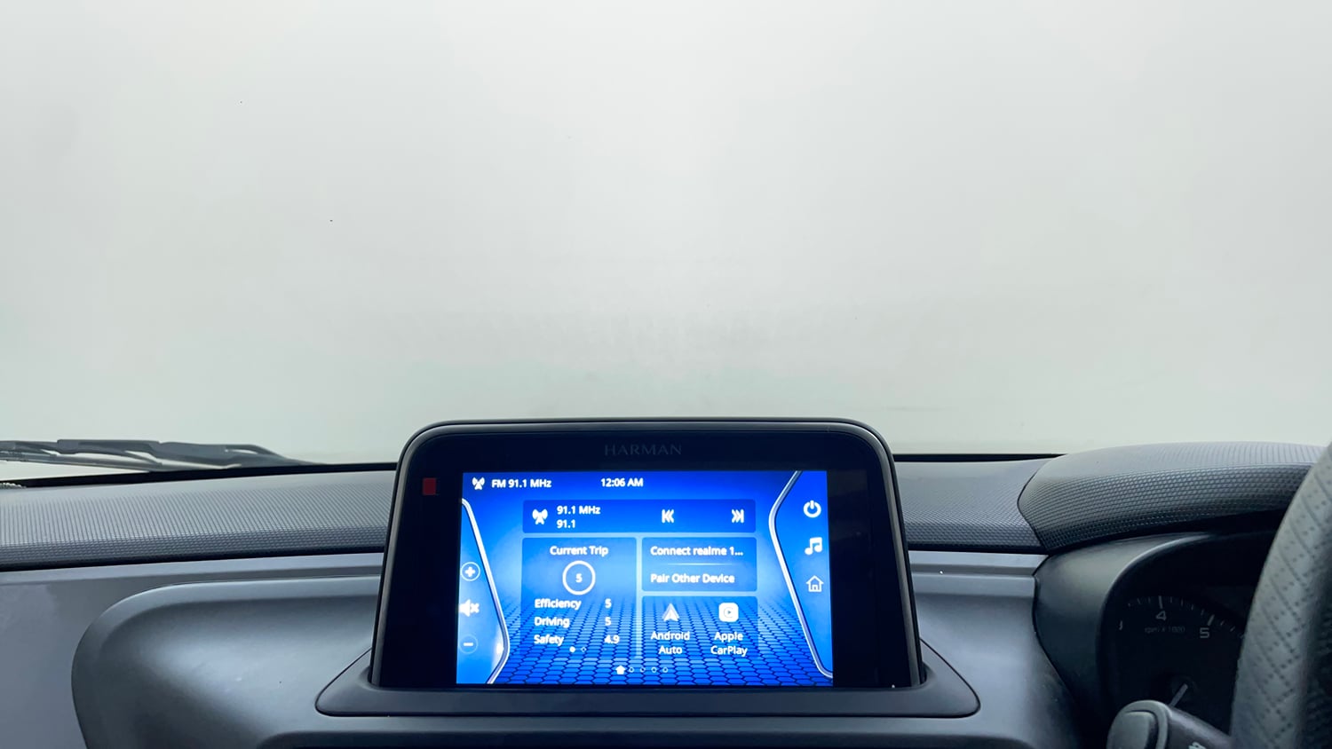 Used 2022 Tata Altroz XZ Petrol Petrol Manual top_features Integrated (in-dash) music system