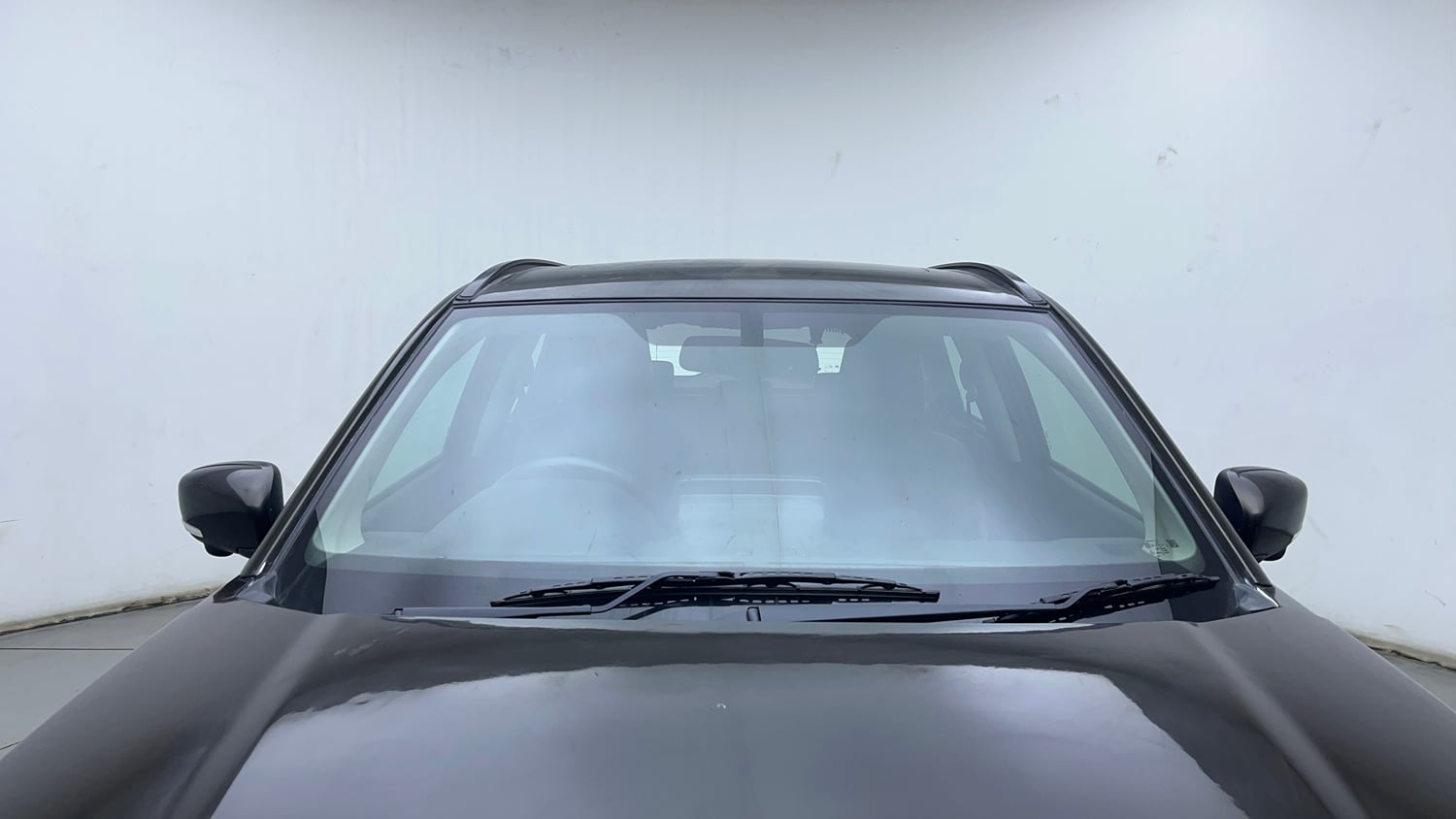 Used 2023 Maruti Suzuki Grand Vitara Alpha Smart Hybrid AT Petrol Automatic exterior FRONT WINDSHIELD VIEW