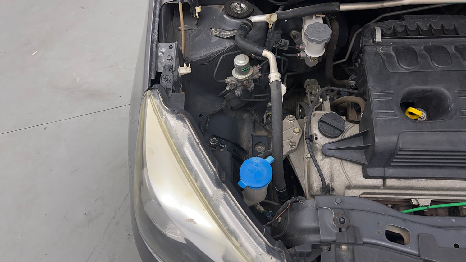Used 2017 Maruti Suzuki Celerio VXi Petrol Manual engine ENGINE RIGHT SIDE VIEW