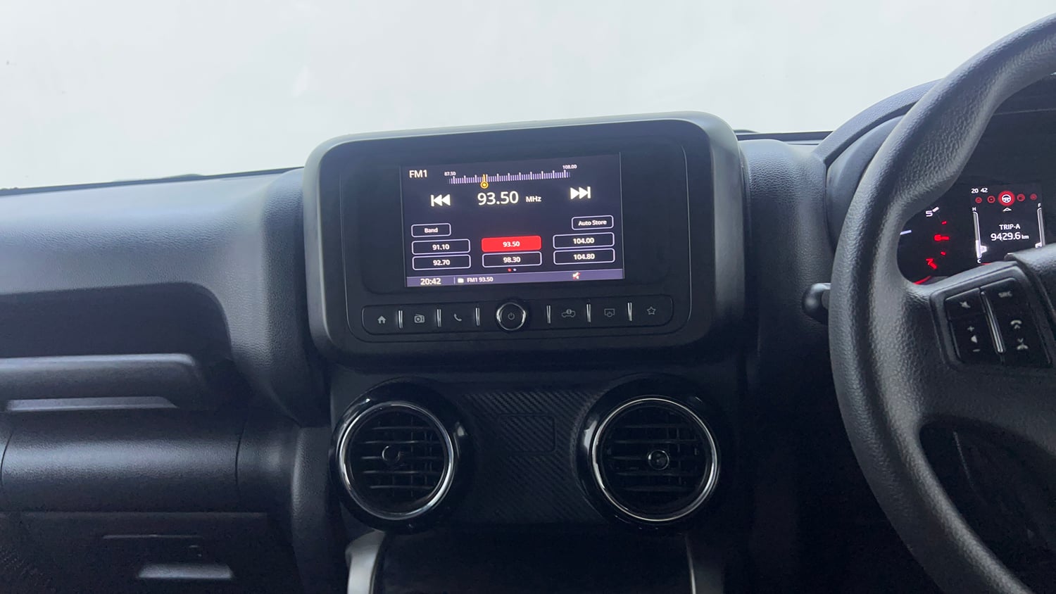 Used 2021 mahindra Thar LX Hard Top Petrol AT 4WD Petrol Automatic interior MUSIC SYSTEM & AC CONTROL VIEW
