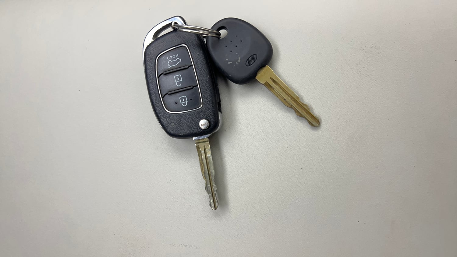 Used 2021 Hyundai Venue SX 1.0 Turbo Petrol Manual extra CAR KEY VIEW