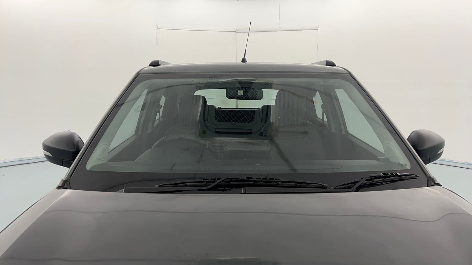 Used 2022 Tata Punch Pure MT Petrol Manual exterior FRONT WINDSHIELD VIEW