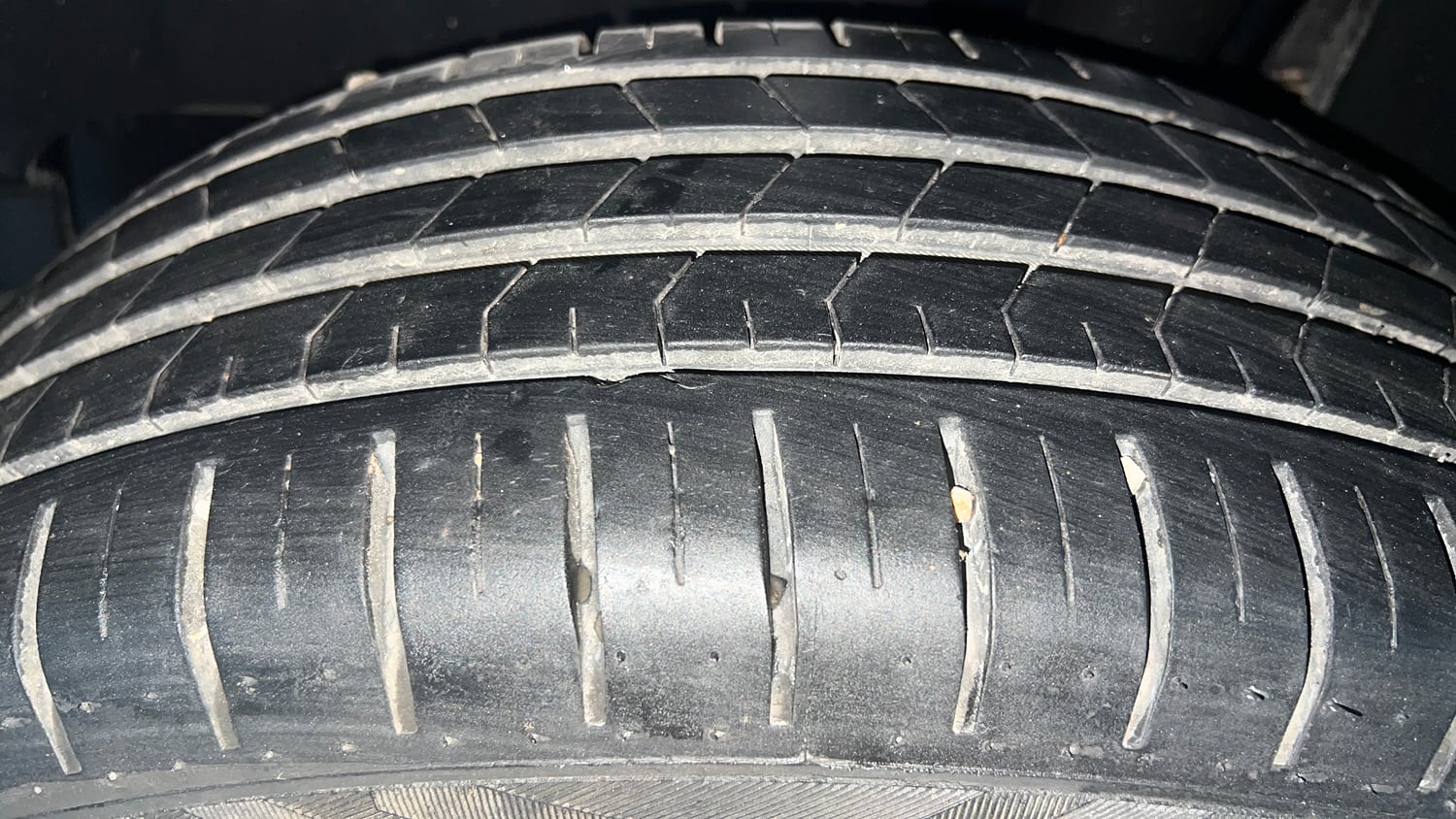Used 2024 Maruti Suzuki Baleno Zeta MT Petrol Manual tyres LEFT REAR TYRE TREAD VIEW