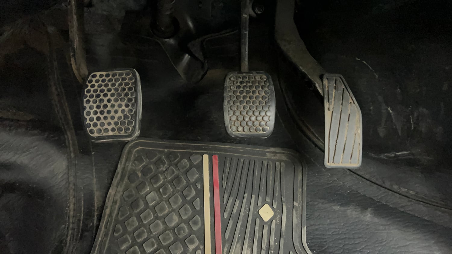 Used 2020 Maruti Suzuki Alto 800 VXi Petrol Manual interior PEDALS VIEW