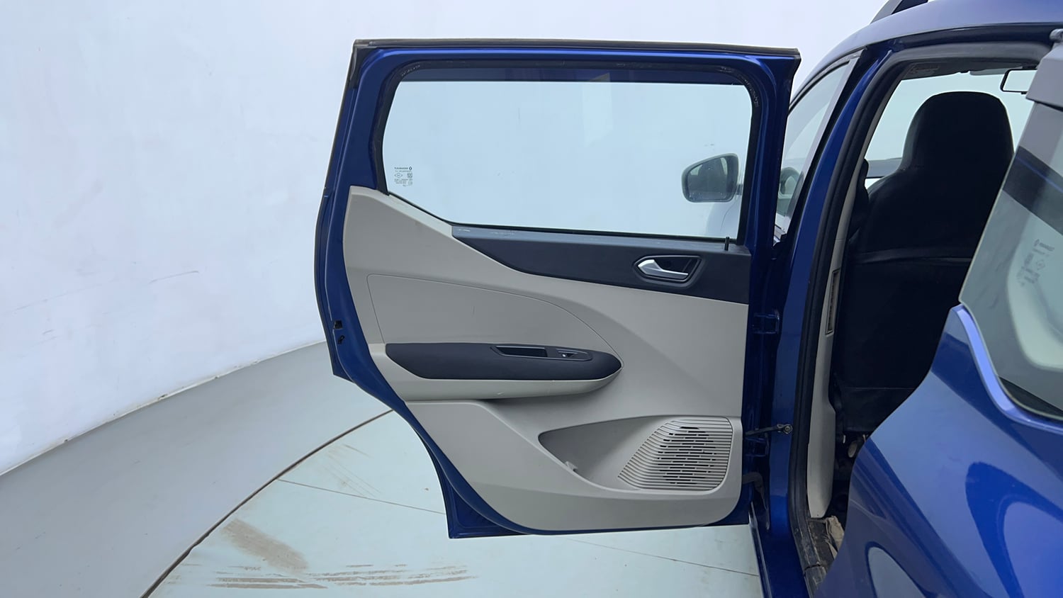 Used 2021 Renault Triber RXZ CNG (outside fitted) Cng Manual interior LEFT REAR DOOR OPEN VIEW