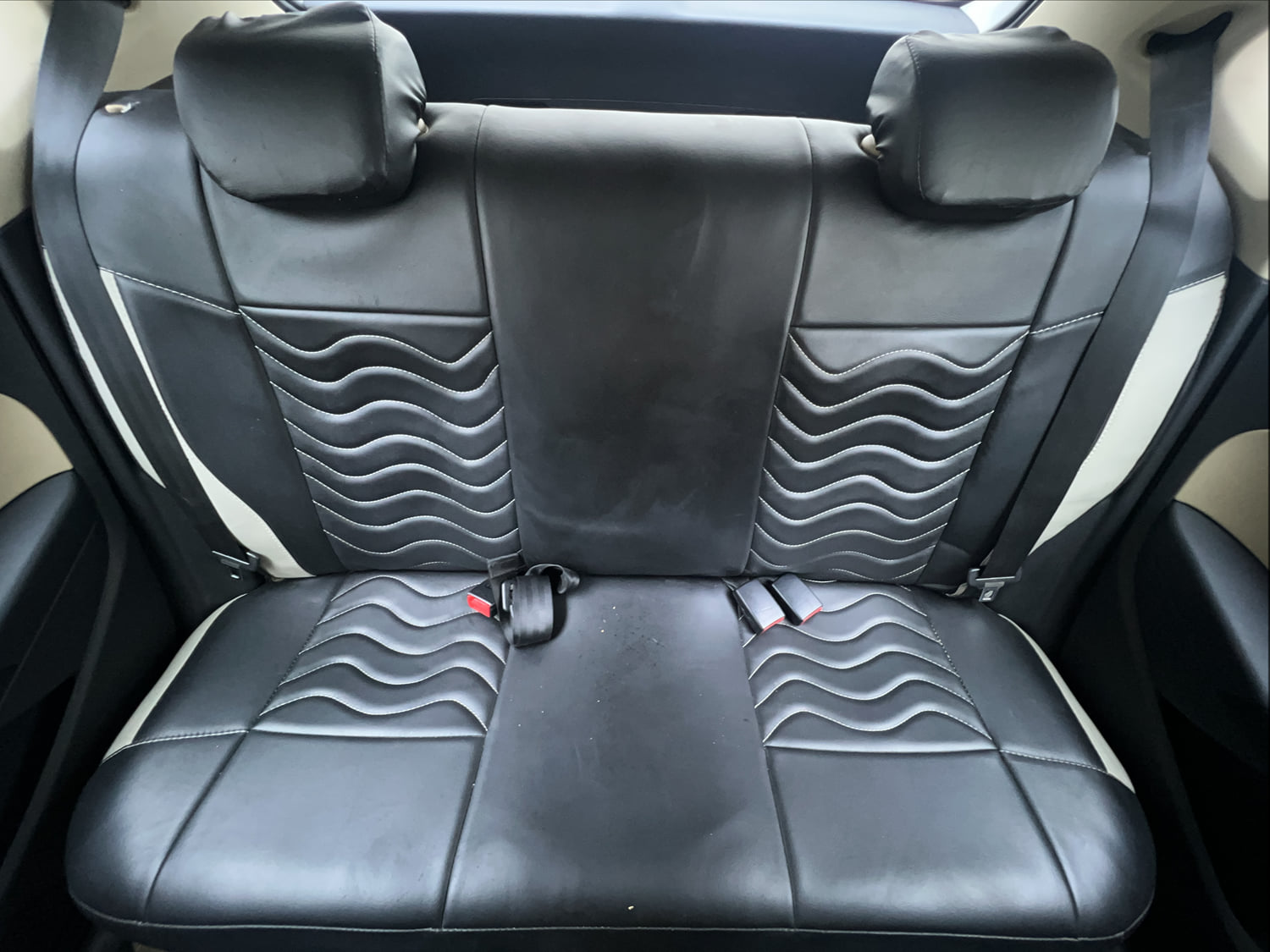 Used 2017 Volkswagen Polo Highline1.2L (P) Petrol Manual interior REAR SEAT CONDITION VIEW
