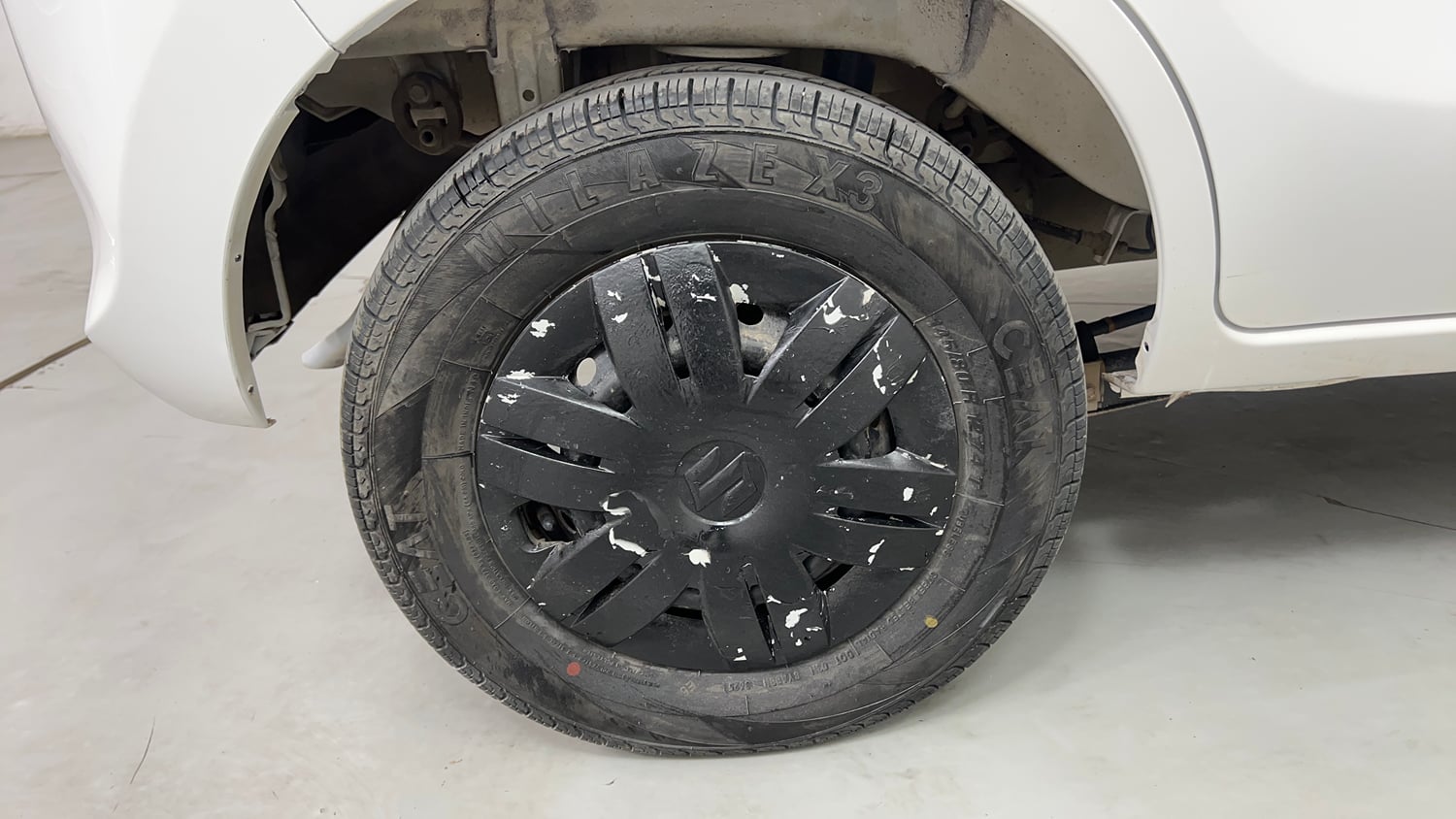 Used 2021 Maruti Suzuki Alto 800 LXi CNG Cng Manual tyres RIGHT REAR TYRE RIM VIEW