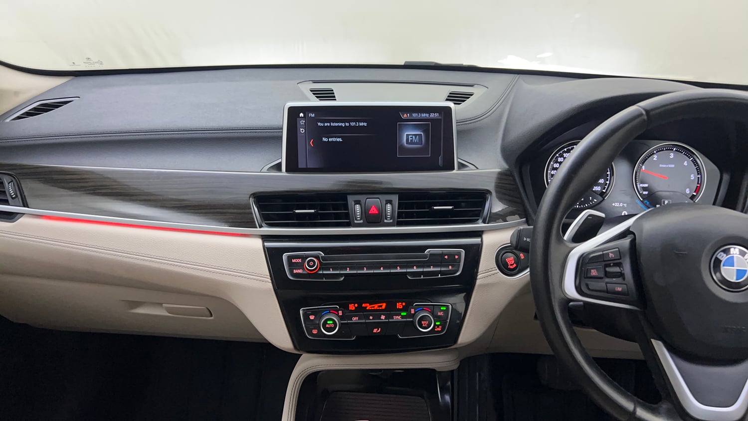 Used 2021 BMW X1 sDrive20d xLine Diesel Automatic interior MUSIC SYSTEM & AC CONTROL VIEW