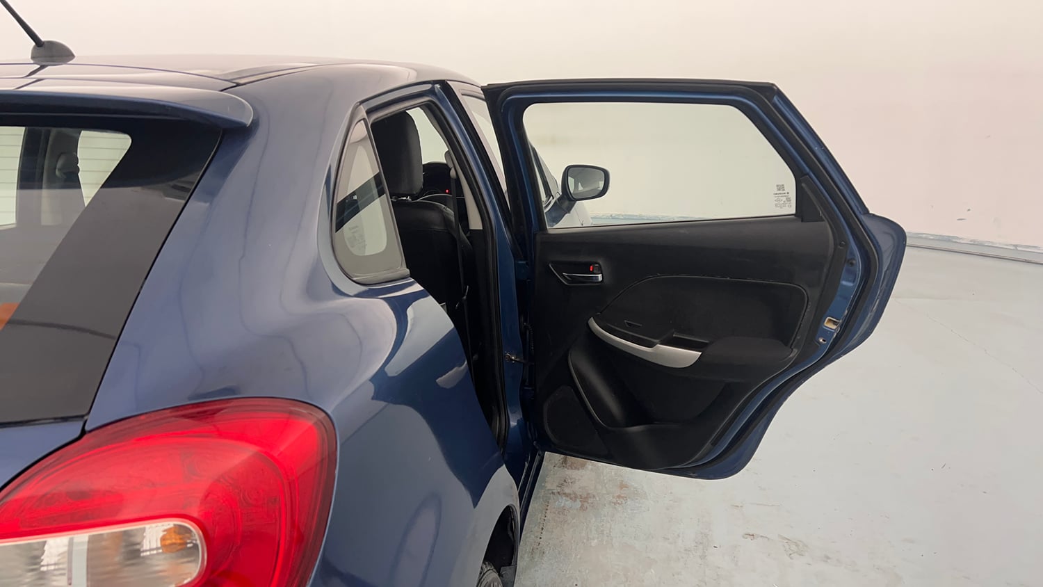 Used 2017 Maruti Suzuki Baleno Delta 1.3 Diesel Manual interior RIGHT REAR DOOR OPEN VIEW