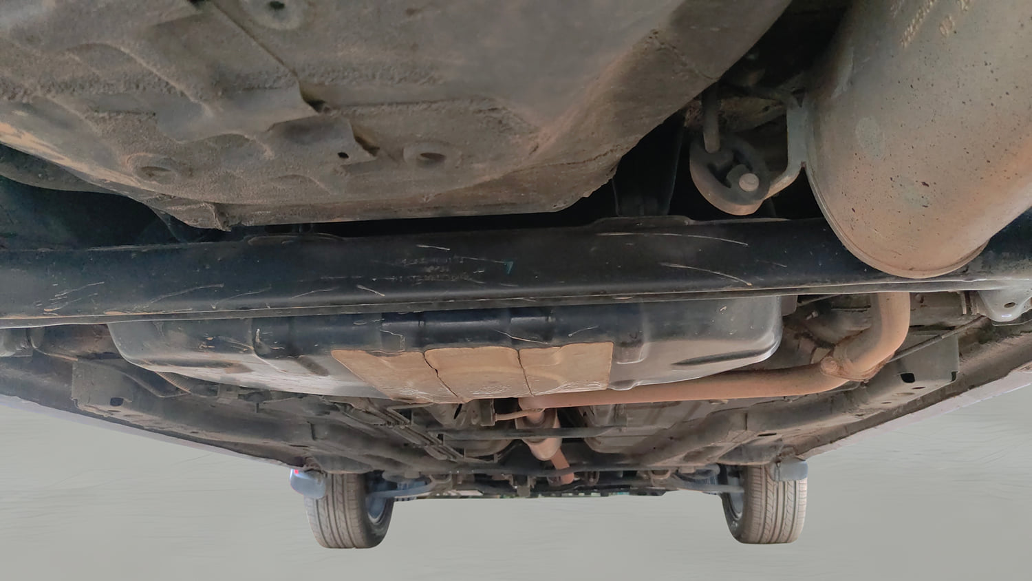 Used 2023 Tata Tiago XZA Plus Petrol Automatic extra REAR UNDERBODY VIEW (TAKEN FROM REAR)