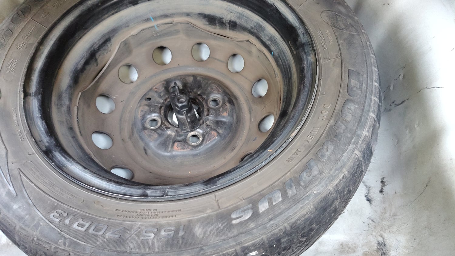 Used 2017 Hyundai Eon Magna + Petrol Manual tyres SPARE TYRE VIEW