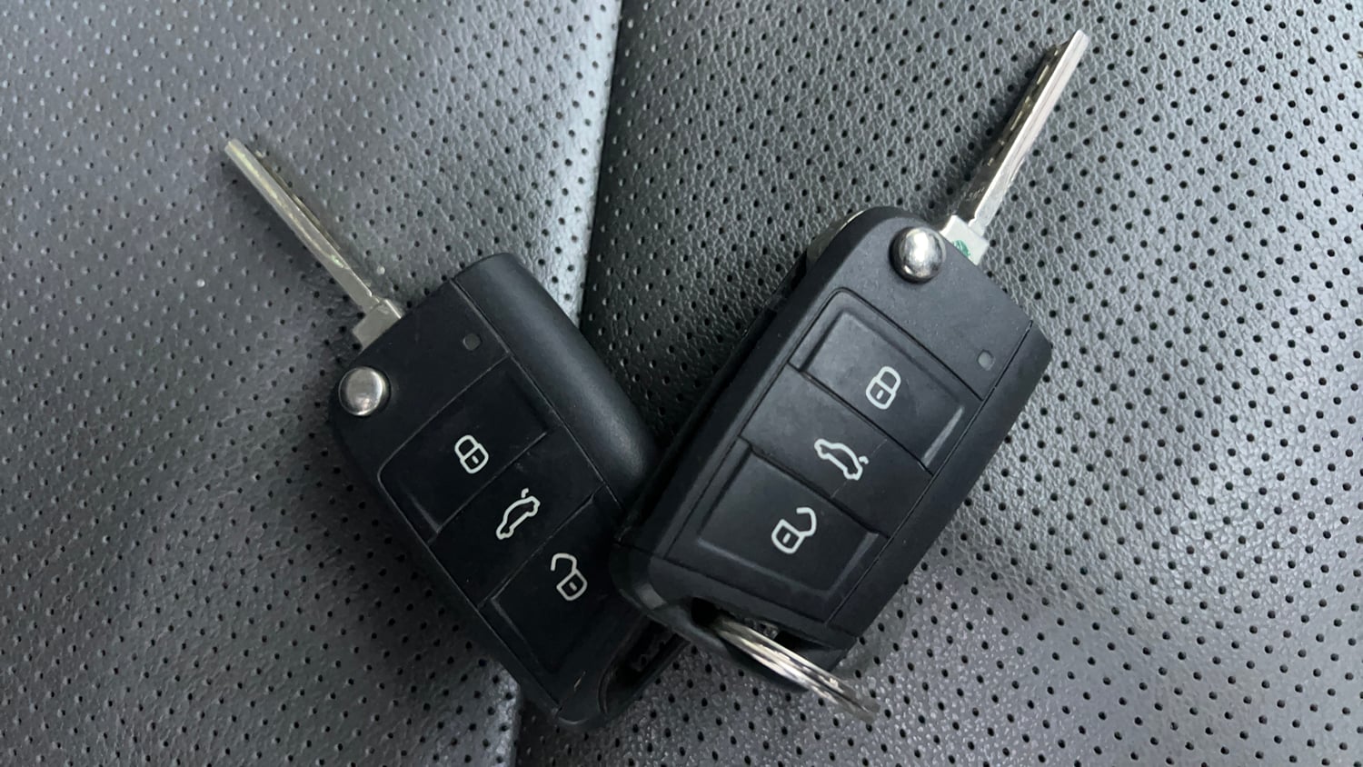 Used 2024 Skoda Kushaq Style 1.0L TSI MT Petrol Manual extra CAR KEY VIEW