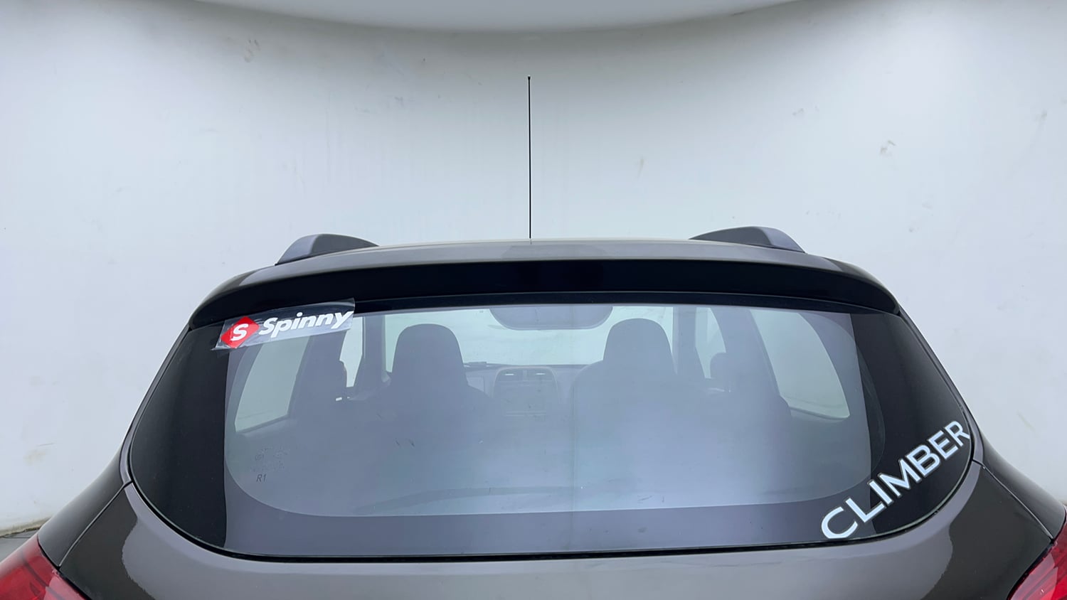 Used 2019 Renault Kwid CLIMBER 1.0 Petrol Manual exterior BACK WINDSHIELD VIEW