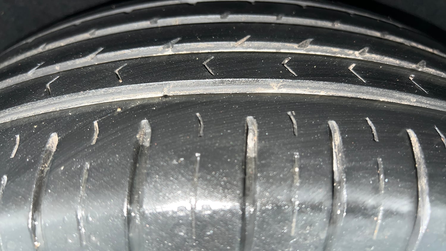 Used 2018 Ford EcoSport Titanium 1.5L TDCi Diesel Manual tyres LEFT REAR TYRE TREAD VIEW