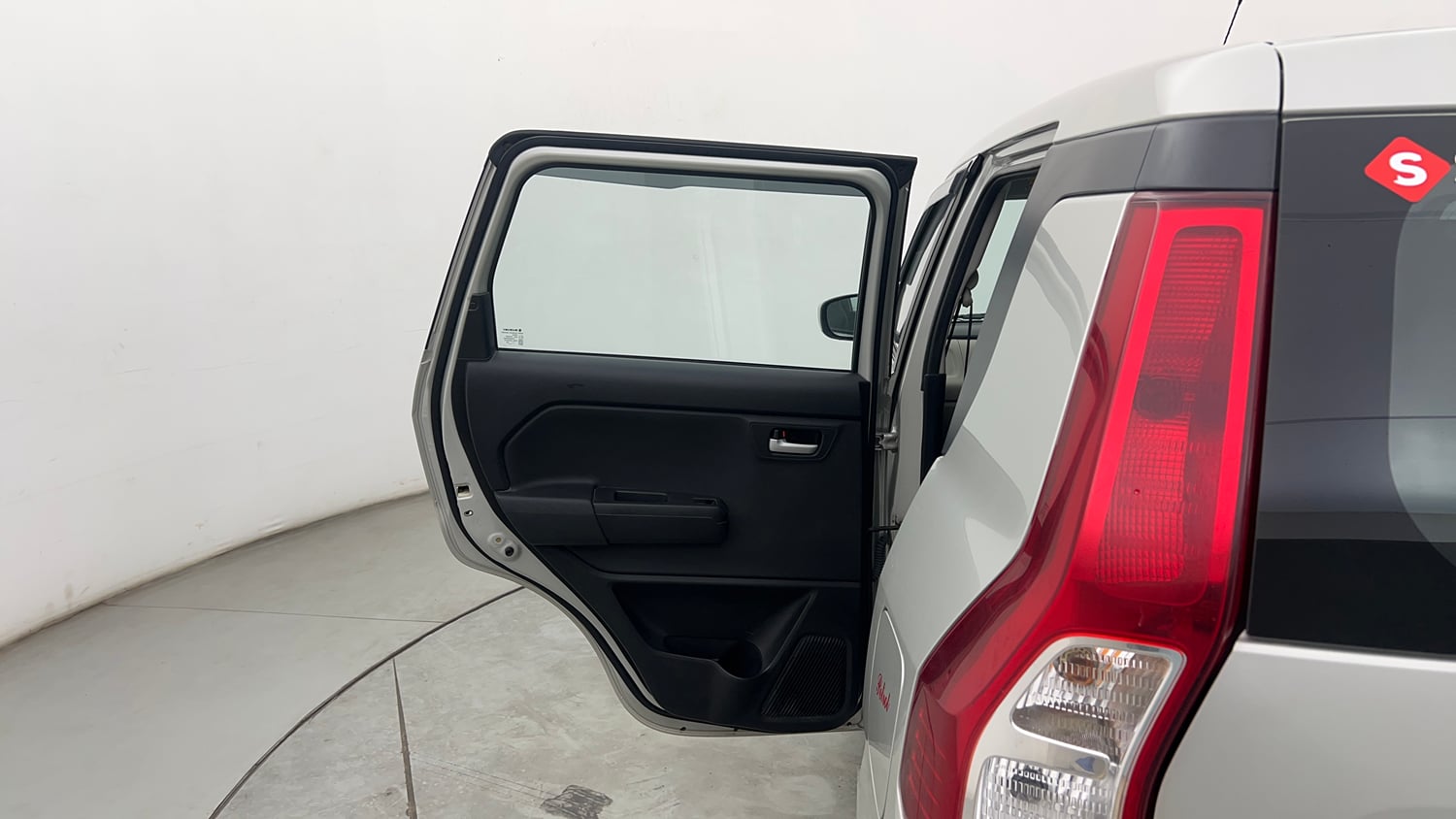 Used 2021 Maruti Suzuki Wagon R VXi (O) 1.2 AMT Petrol Automatic interior LEFT REAR DOOR OPEN VIEW