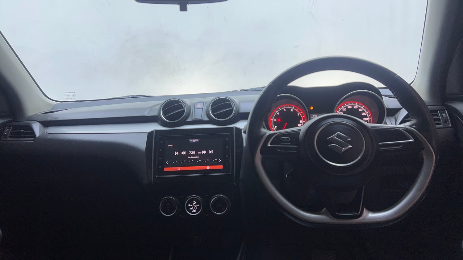 Used 2020 Maruti Suzuki Swift ZXi Plus AMT Petrol Automatic interior DASHBOARD VIEW