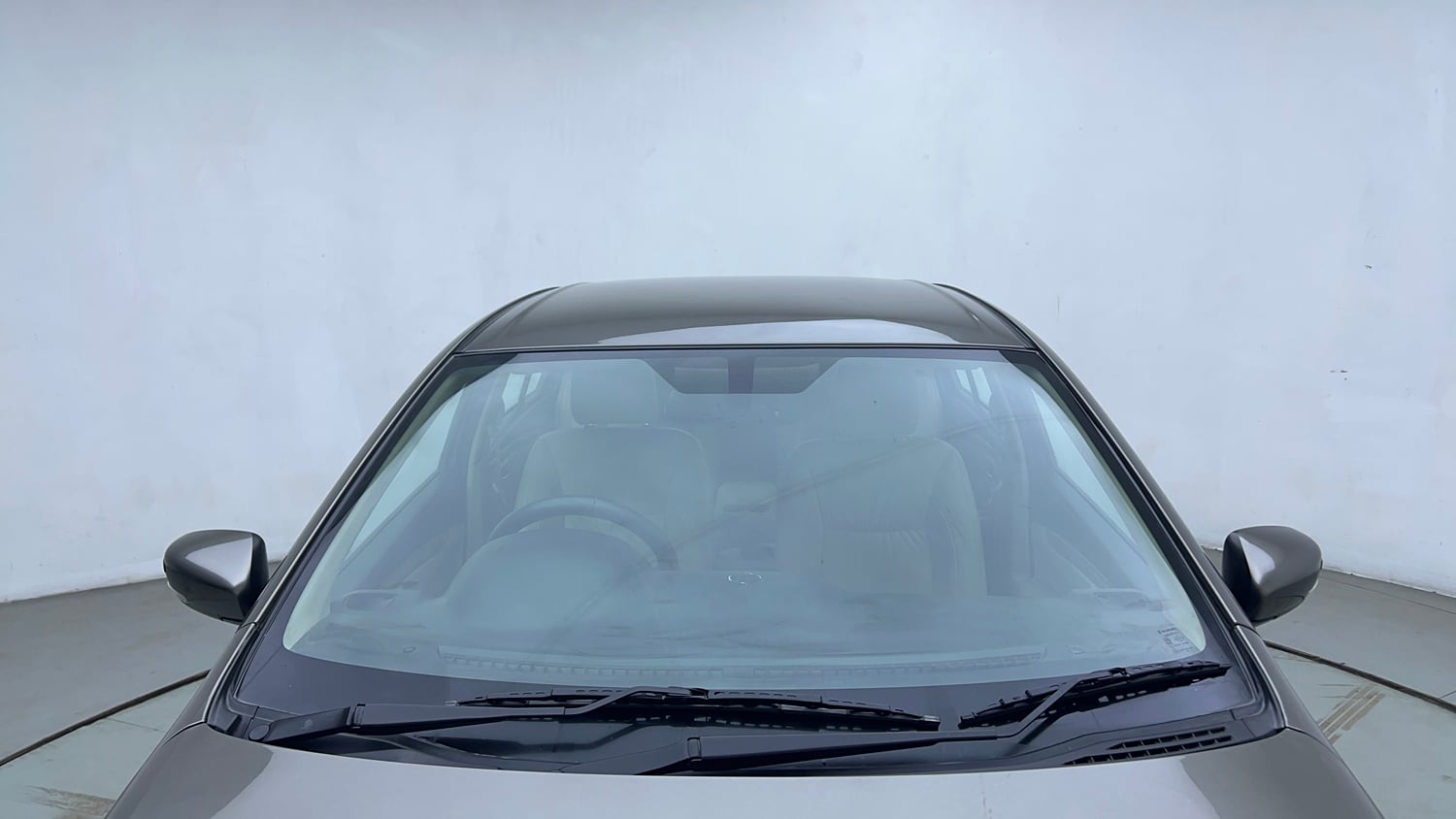 Used 2019 Maruti Suzuki Ciaz Alpha Hybrid 1.5 AT Petrol Automatic exterior FRONT WINDSHIELD VIEW