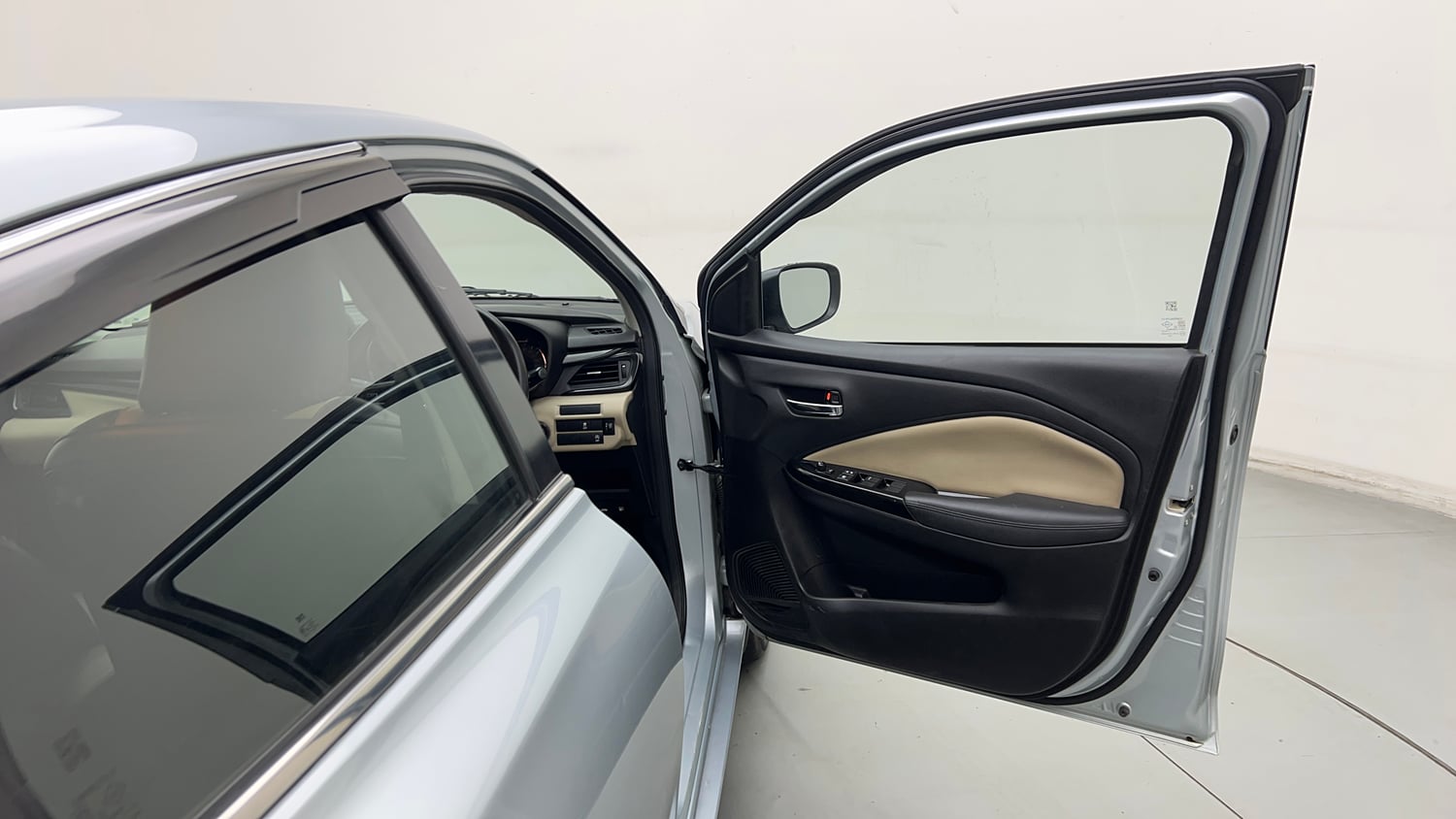 Used 2023 Toyota Glanza G AMT Petrol Automatic interior RIGHT FRONT DOOR OPEN VIEW