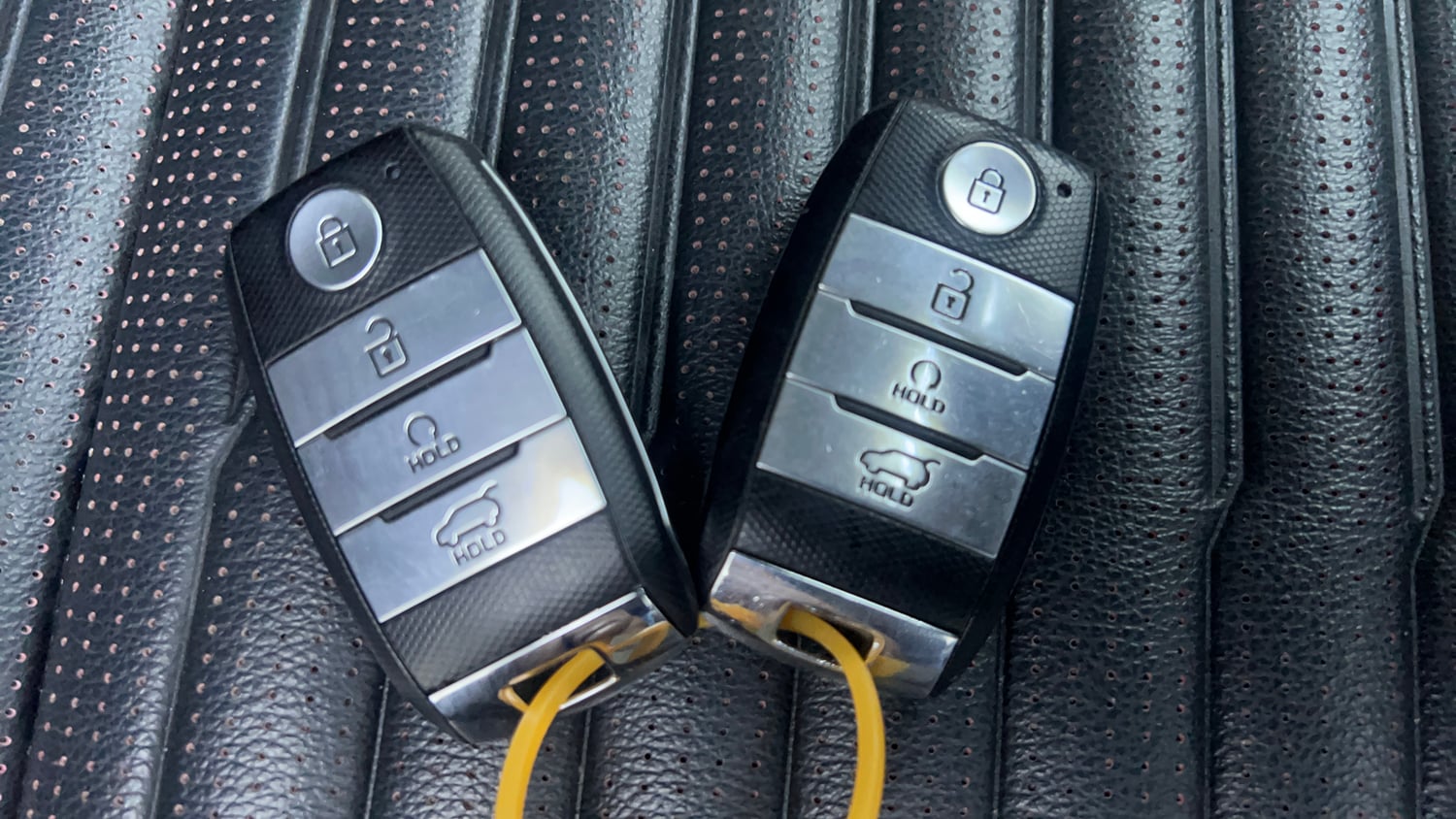 Used 2020 Kia Sonet GTX Plus 1.5 AT Diesel Automatic extra CAR KEY VIEW