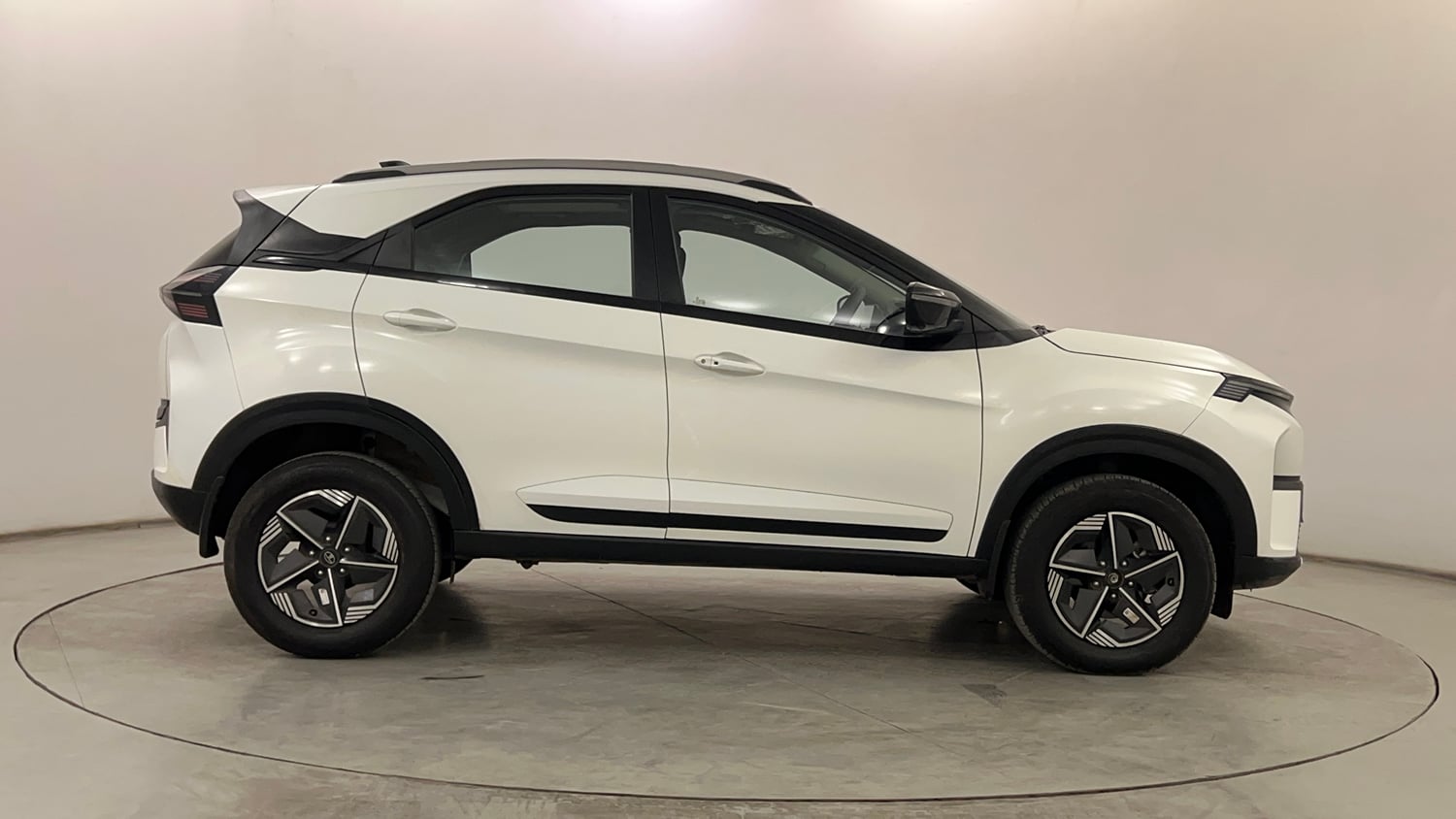 Used 2024 Tata Nexon Creative Plus S 1.2 Revotron Petrol 7DCA Petrol Automatic exterior RIGHT SIDE VIEW